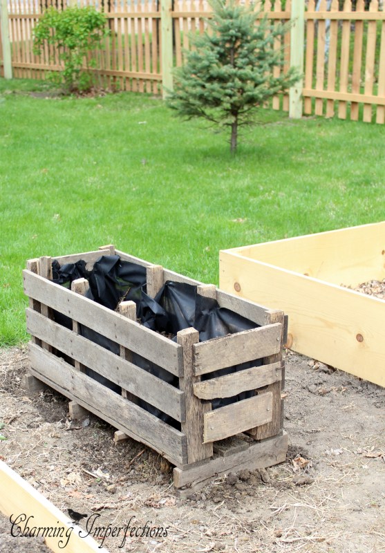 Pallet Strawberry Planters are really cool, but wouldn’t you like a little more information on why they are ideal? And, perhaps, how to get the plants planted into the sides? All that information and more are here in this post.