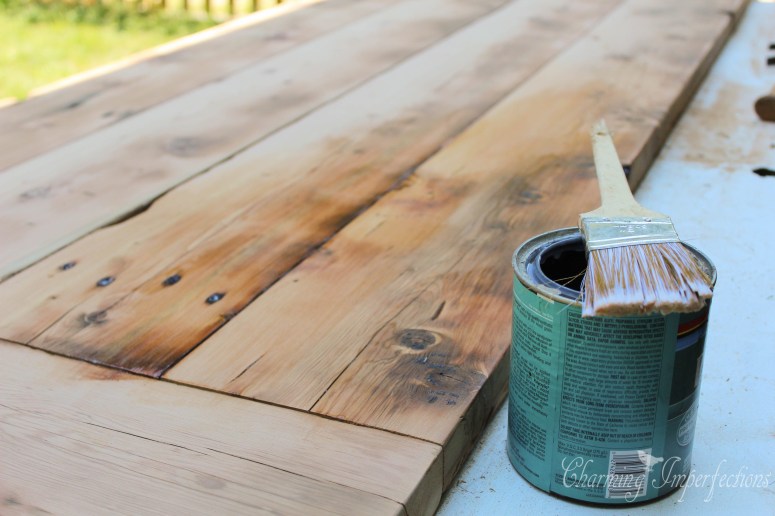 DIY Farmhouse Table with 2 style options for legs!