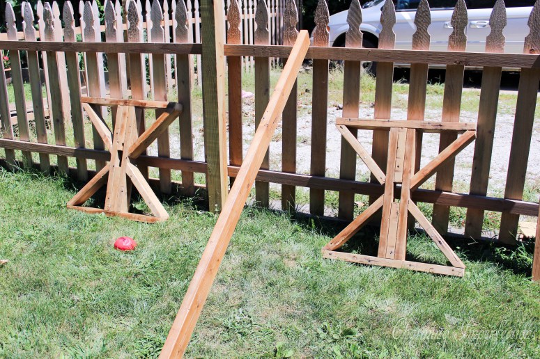 DIY Farmhouse Table with 2 style options for legs!