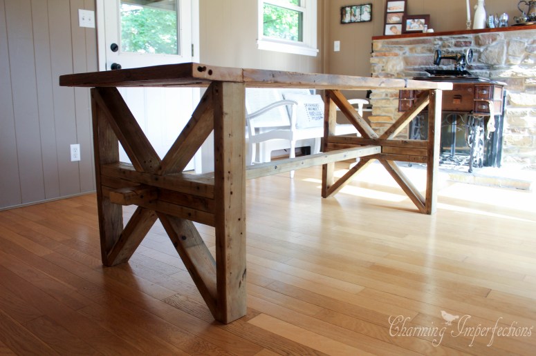 DIY Farmhouse Table with 2 style options for legs!
