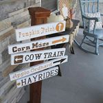 This fall sign has me craving apple cider, crisp mornings, and snuggling up in cozy spaces!!! Thanks for the happy feelings Pam and Lisa! @overthebigmoon