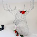 Made this big guy out of chicken wire! It's probably my favorite project to date! #rusticdecor #deer #diy