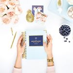 Win a #genesiswp #wordpress theme from @pinkandpress & an @emilyley #simplifiedplanner #pinkandpress