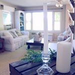 Sometimes the best decorations are the cheapest to find. Take this little vignette for instance: the candle stick was from the dollar tree, the candles were in a box at a garage sale that I picked up for $2.00 (for the entire box), and a little boxwood sprig from our backyard finishes the look. Uncomplicated, but pretty.
I’m going to challenge you today to put together a similar vignette in an area of your home that has been mocking you with the blahs. Grab some inexpensive items from around your home and see what happens. You might be surprised how easy decorating can be!
#charminghome #decoratingtips #frugaldecor #farmhousestyle